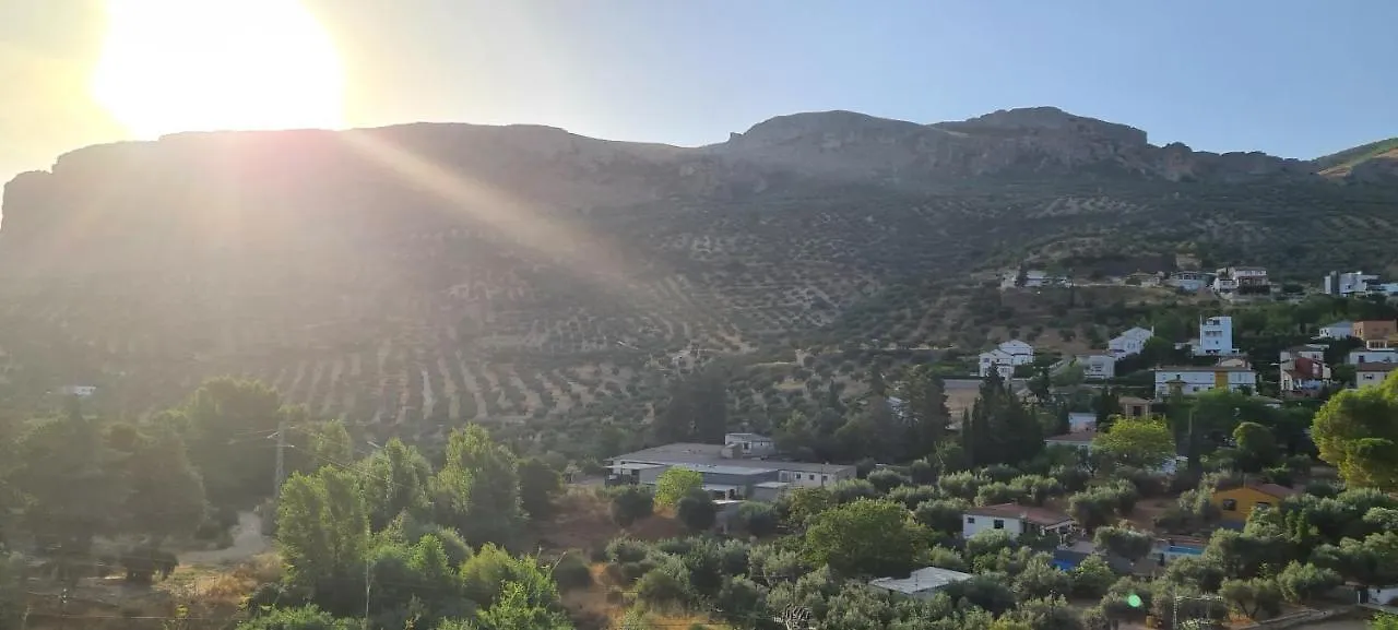 לינה וארוחת בוקר מרטוס Casa El Castano